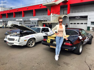 Картинка автомобили -авто+с+девушками софья темникова sofia temnikova