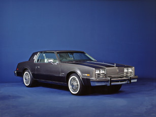 Картинка автомобили oldsmobile