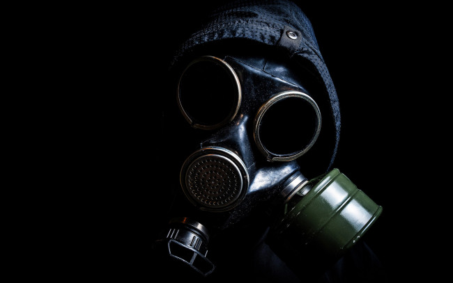 Обои картинки фото разное, - другое, противогаз, капюшон