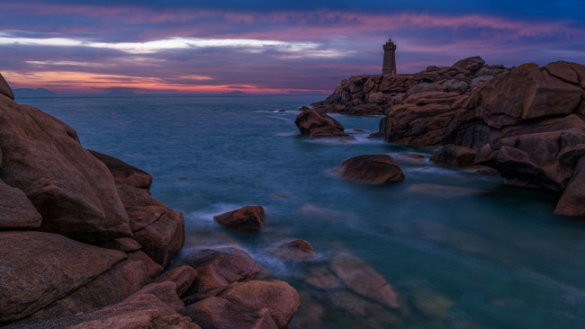 Обои картинки фото phare de men ruz, france, природа, маяки, phare, de, men, ruz