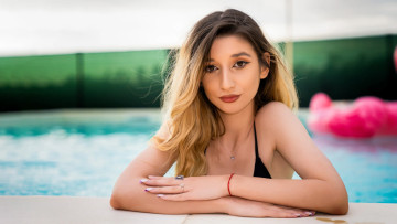 Картинка девушки odette+bensen odettebensen