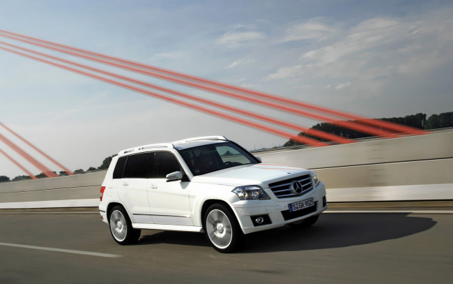 Обои картинки фото mercedes, benz, glk350, 4matic, sports, package, автомобили