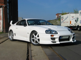 Картинка автомобили toyota