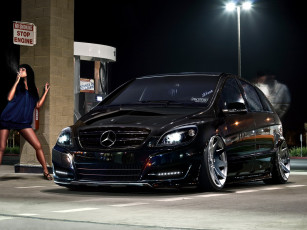 Картинка автомобили авто девушками тюнинг