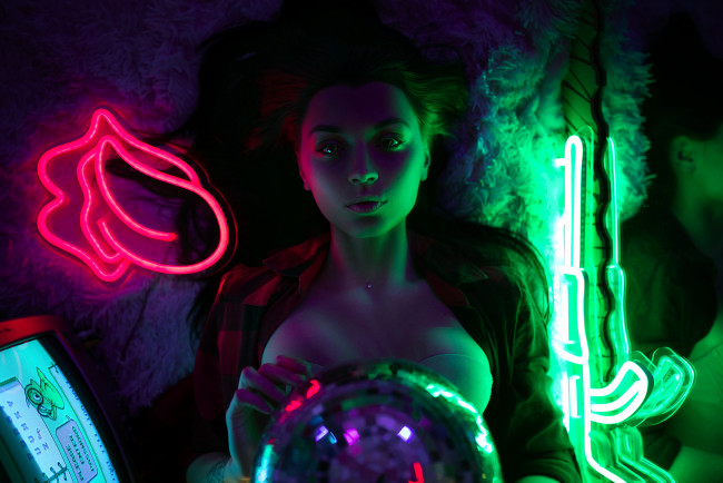 Обои картинки фото девушки, - брюнетки,  шатенки, красивая, девушка