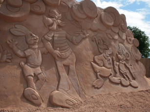 Картинка юрмала праздник улицы йомас разное фигуры из песка льда снега