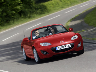 Картинка автомобили mazda