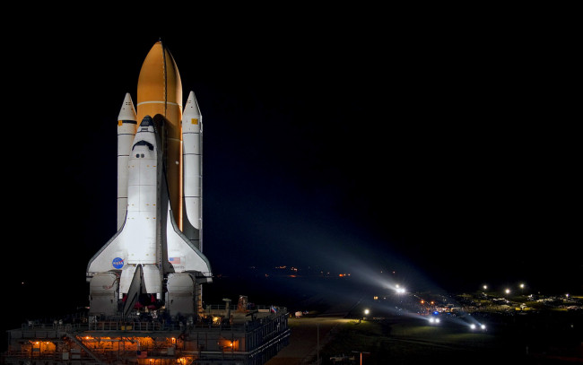 Обои картинки фото космос, космодромы, стартовые, площадки, старт