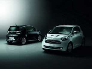 Картинка 2011+aston+martin+cygnet+black+edition автомобили aston+martin белый два черный aston martin