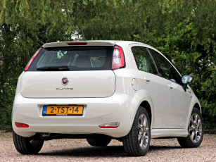 обоя автомобили, fiat, punto, young, 5-door, 199, 2014г, светлый