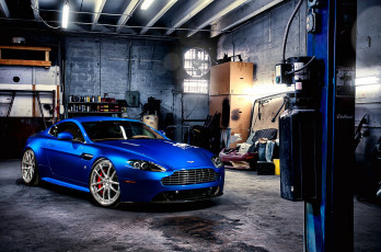 Картинка aston+martin+vantage+s автомобили aston+martin гараж авто