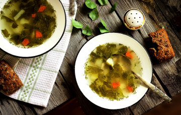 Картинка еда первые+блюда ложка солонка хлеб тарелки овощи суп