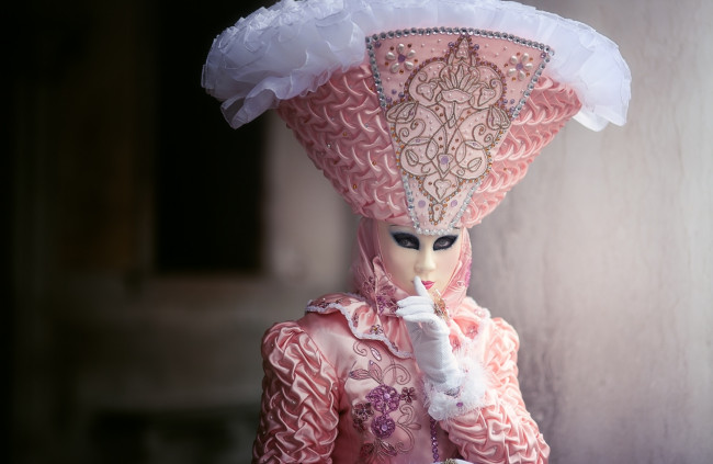 Обои картинки фото разное, маски,  карнавальные костюмы, костюм, карнавал, маска, шляпа