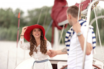 Картинка разное мужчина+женщина прогулка на яхте любовь парень отдых девушка пара