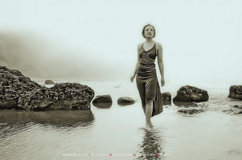 Картинка календари компьютерный+дизайн камень женщина водоем 2019 девушка calendar