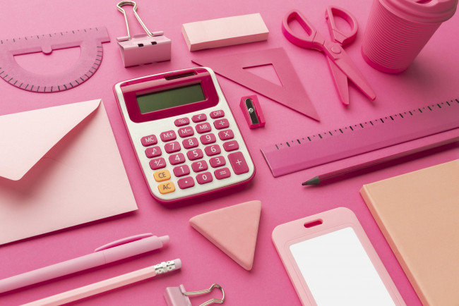 Обои картинки фото разное, канцелярия,  книги, калькулятор, ножницы, линейка, ручка