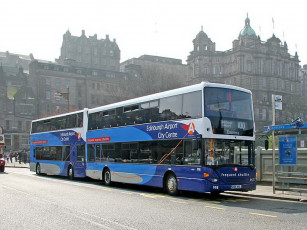 Картинка автомобили автобусы