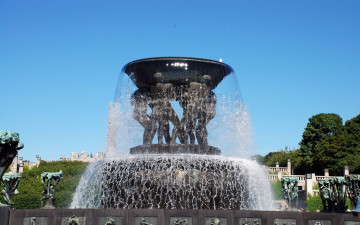 Картинка города фонтаны