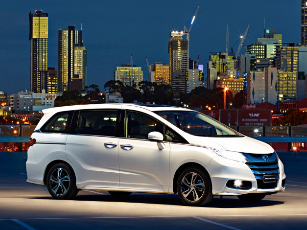 Обои картинки фото автомобили, honda, odyssey, vti-l, 2014г, светлый