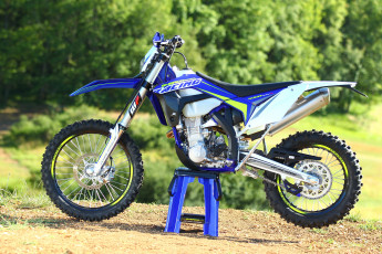 Картинка мотоциклы sherco