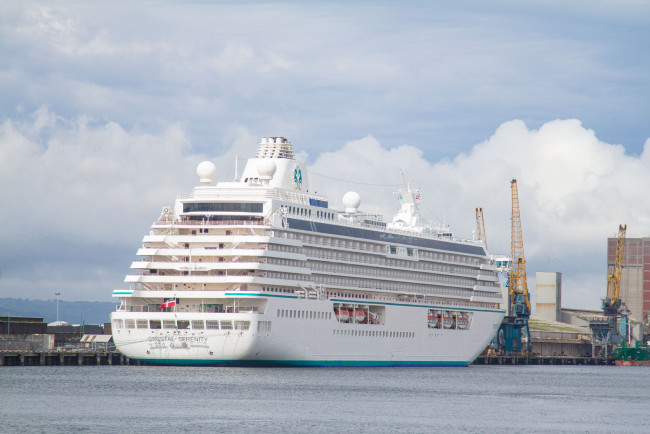 Обои картинки фото crystal serenity, корабли, лайнеры, лайнер, круиз