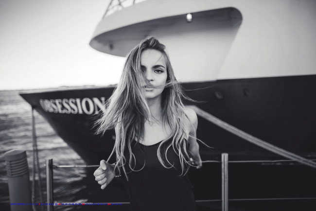 Обои картинки фото календари, компьютерный дизайн, корабль, 2019, calendar, женщина, девушка, взгляд