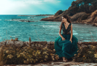 Картинка девушки -+брюнетки +шатенки море брюнетка платье