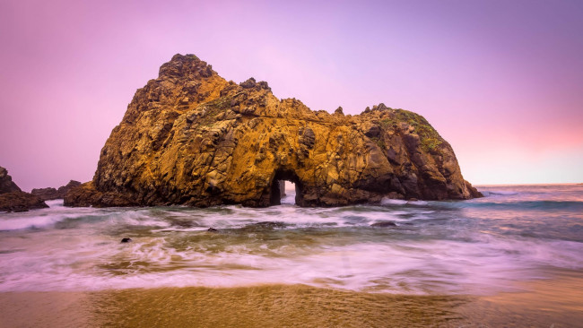Обои картинки фото the keyhole arch, big sur, california, природа, побережье, the, keyhole, arch, big, sur