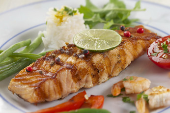 Картинка еда рыбные+блюда +с+морепродуктами овощи форель запеченная