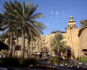 Картинка города улицы площади набережные