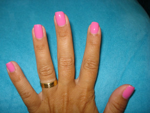 Картинка разное руки ногти лак