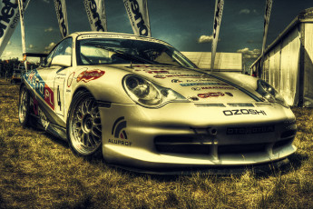 Картинка автомобили выставки уличные фото porsche