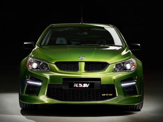 Обои картинки фото автомобили, holden, зеленый, 2014г, gen-f, maloo, gts, hsv