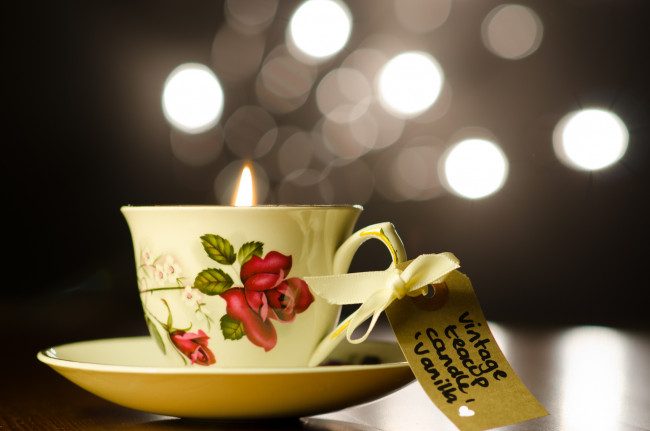 Обои картинки фото разное, посуда,  столовые приборы,  кухонная утварь, роза, рисунок, чашка, блюдце