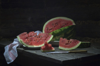 Картинка еда арбуз скатерть нож ягода