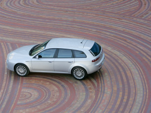 Картинка автомобили alfa romeo