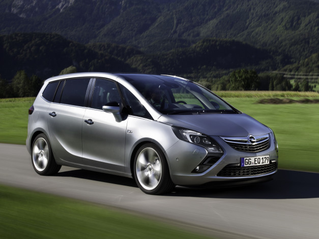 Обои картинки фото opel, zafira, tourer, turbo, автомобили