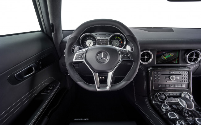 Обои картинки фото автомобили, спидометры, торпедо, руль