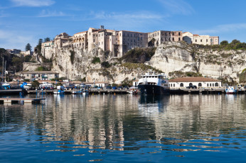 Картинка tropea italy города амальфийское лигурийское побережье италия море дома горы