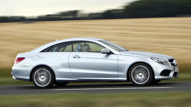 Обои картинки фото mercedes, coupe, автомобили, benz, mercedes-benz, германия, легковые, грузовики, двигатели, автобусы, подразделение, daimler, ag