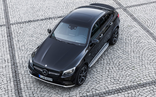 Обои картинки фото автомобили, mercedes-benz, мерседес, glc, 43, amg, черный, mercedes, двор