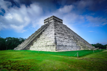 Картинка temple+of+kukulcan города -+исторические +архитектурные+памятники простор