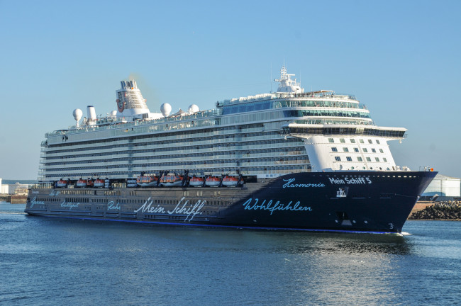 Обои картинки фото mein schiff 5, корабли, лайнеры, круиз, лайнер