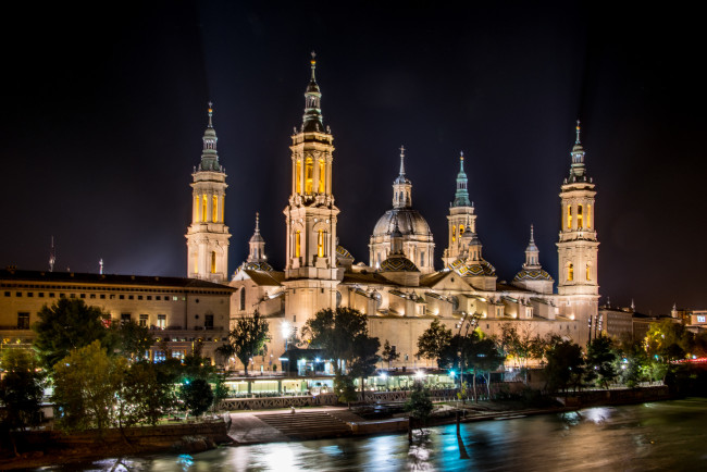 Обои картинки фото saragosse, города, - огни ночного города, простор