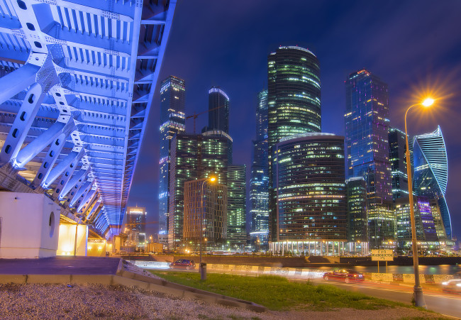 Обои картинки фото dorogomilovski bridge at twilight, города, москва , россия, простор