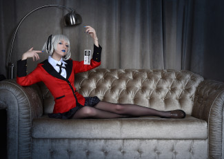 обоя momo, девушки, образ, диван, карточка