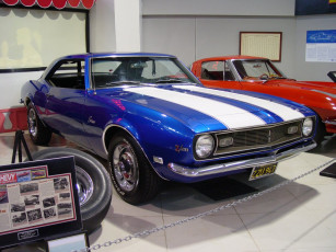 Картинка comaro z28 автомобили выставки уличные фото