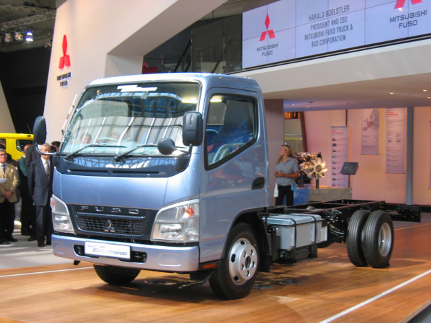 Обои картинки фото mitsubishi, fuso, автомобили