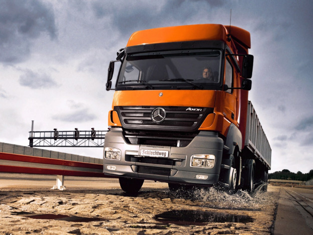 Обои картинки фото автомобили, mercedes, trucks