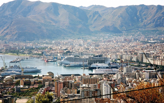 Обои картинки фото палермо, италия, корабли, порты, причалы, лайнеры, город, бухта